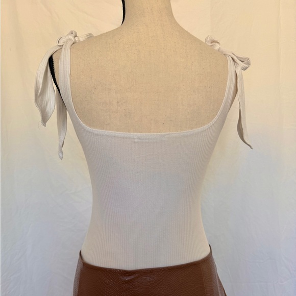 Reformation Ribbed Bodysuit - Picture 3 of 4